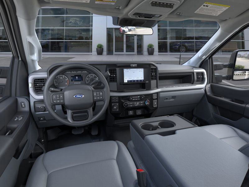 2025 Ford F-550 XL photo 9