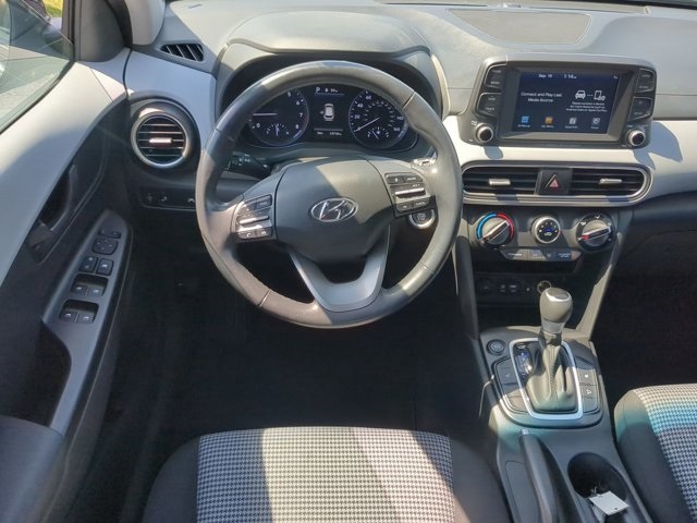 2020 Hyundai Kona SEL Plus photo 15