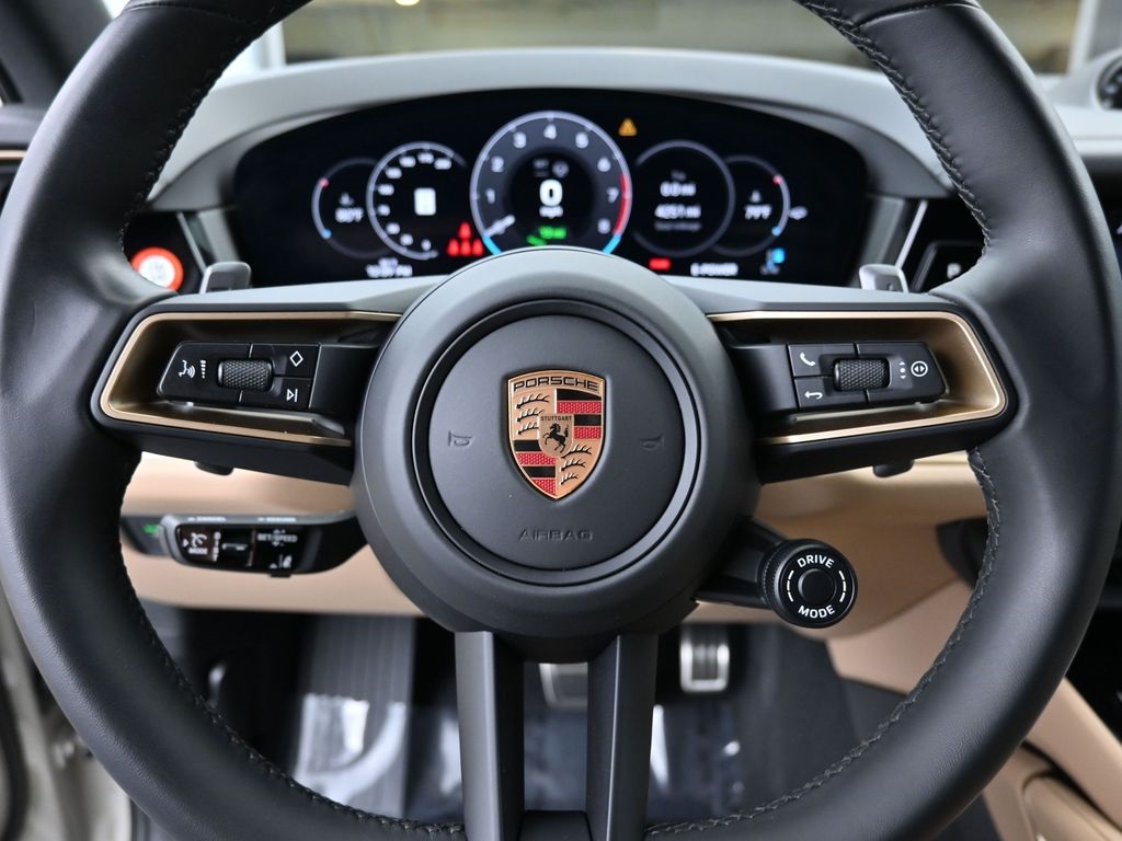 2025 Porsche Cayenne E-Hybrid S photo 26