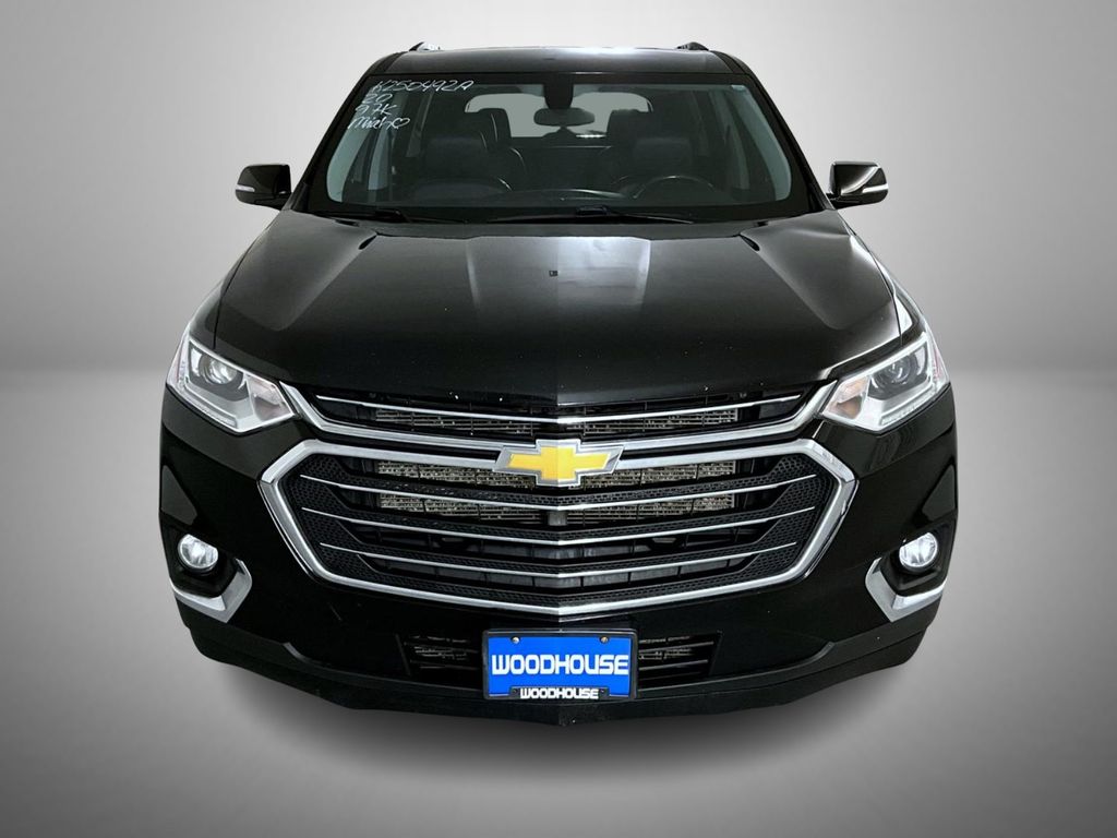 2020 Chevrolet Traverse 3LT photo 2