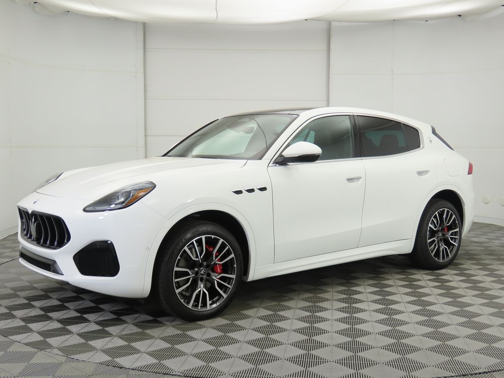 2025 Maserati Grecale Base's photo