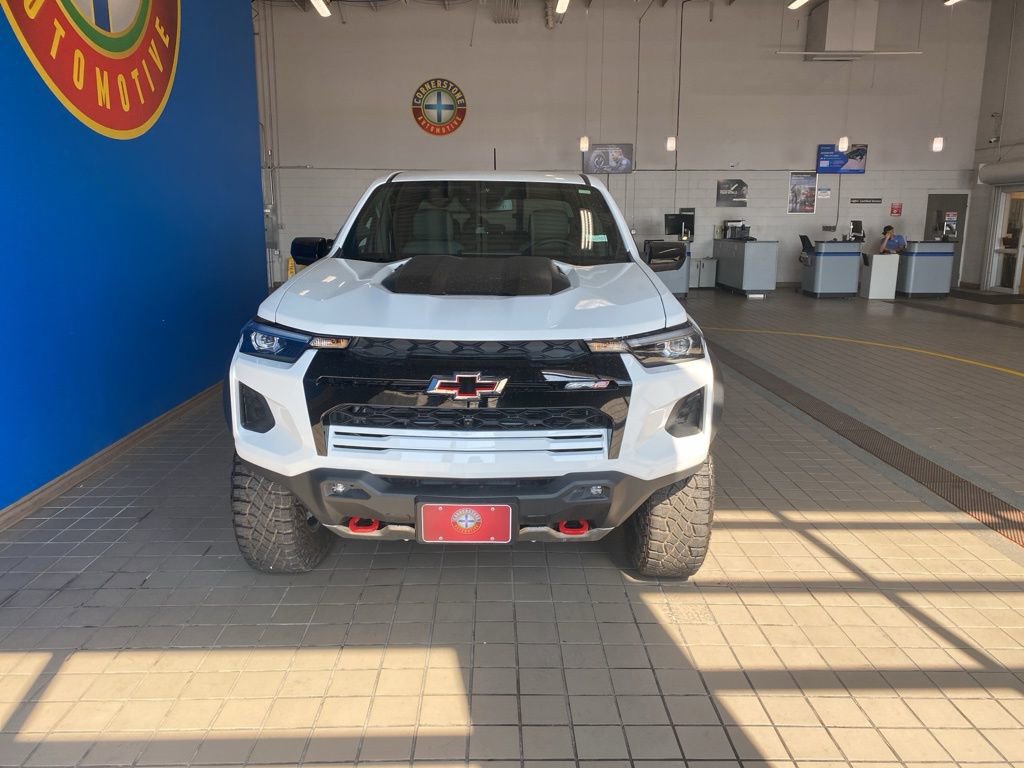 2026 Chevrolet Colorado ZR2 photo 9