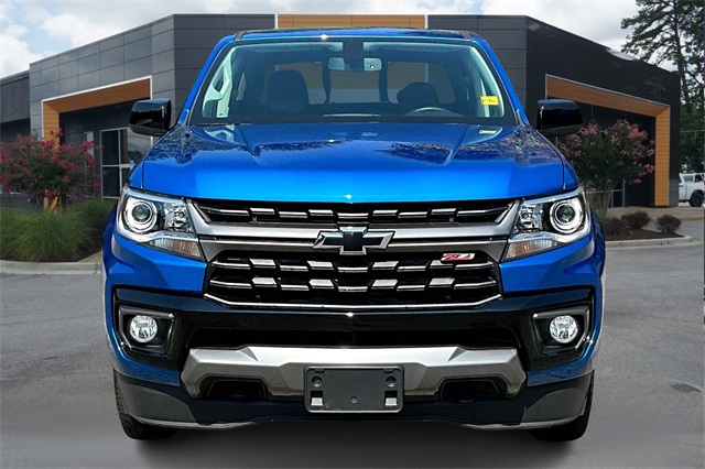 2022 Chevrolet Colorado Z71 photo 2