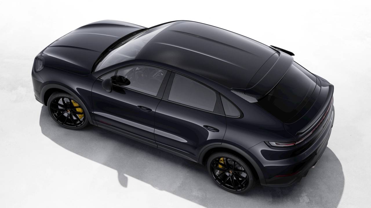 2026 Porsche Cayenne Turbo GT photo 4