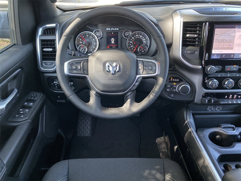 2025 Ram 1500 Big Horn Lone Star photo 16