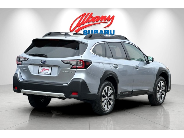 2025 Subaru Outback Limited photo 4