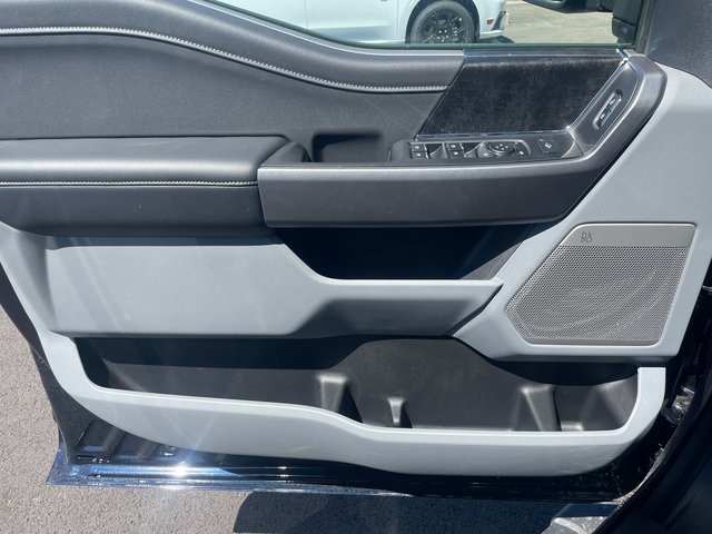 2025 Ford F-350 XLT photo 16