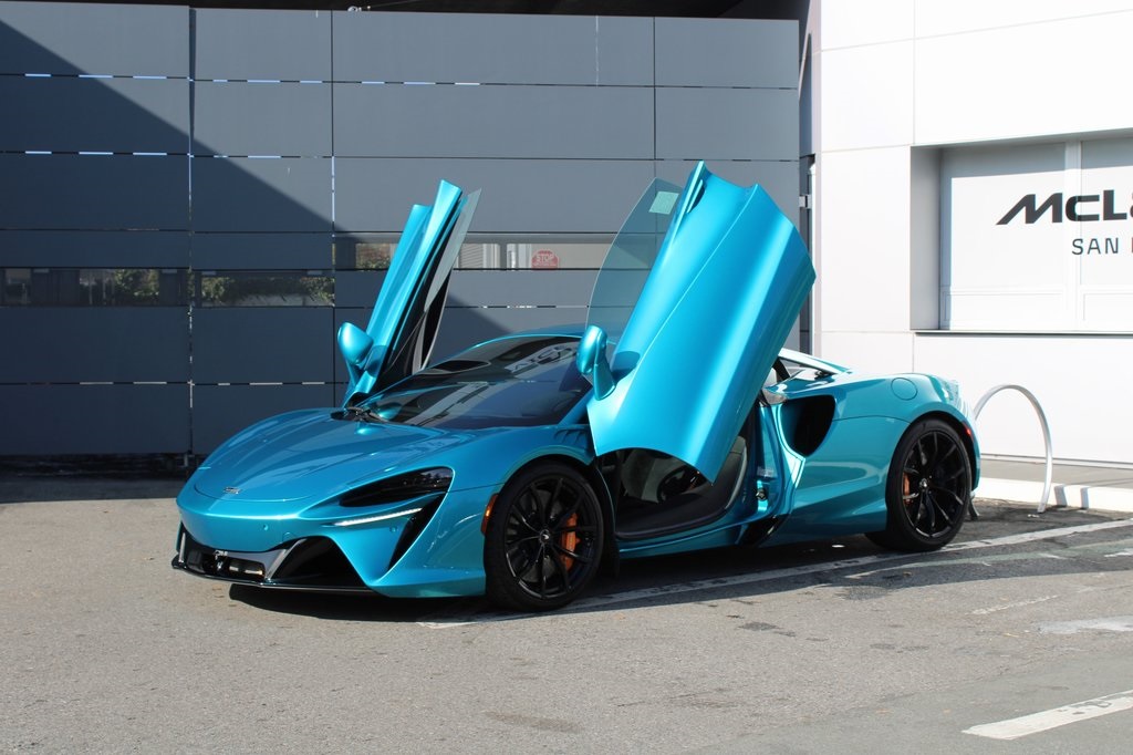 2023 McLaren Artura Base's photo