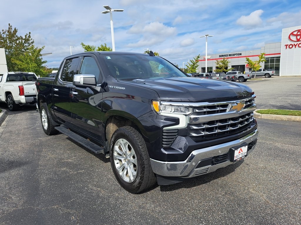 2022 Chevrolet Silverado 1500 LTZ photo 4