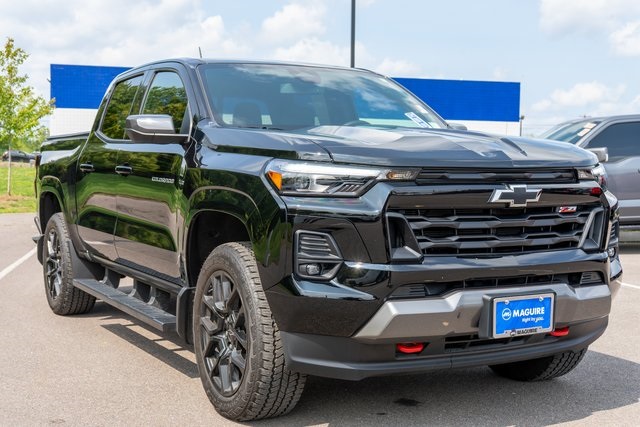2025 Chevrolet Colorado Z71 photo 4