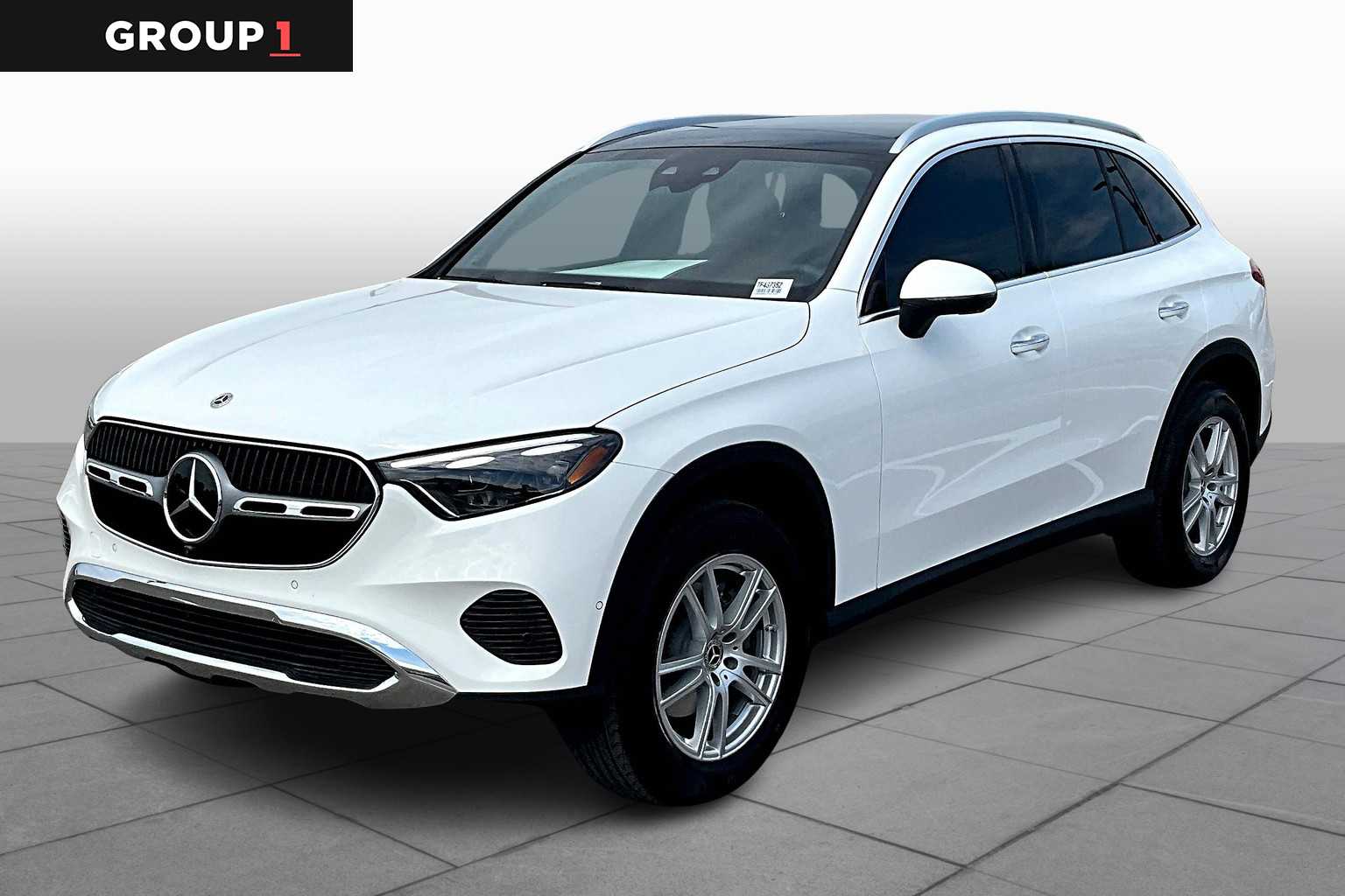 2026 Mercedes-Benz GLC Base's photo