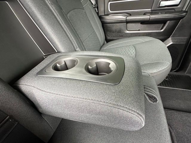 2025 Ram 3500 Big Horn photo 31