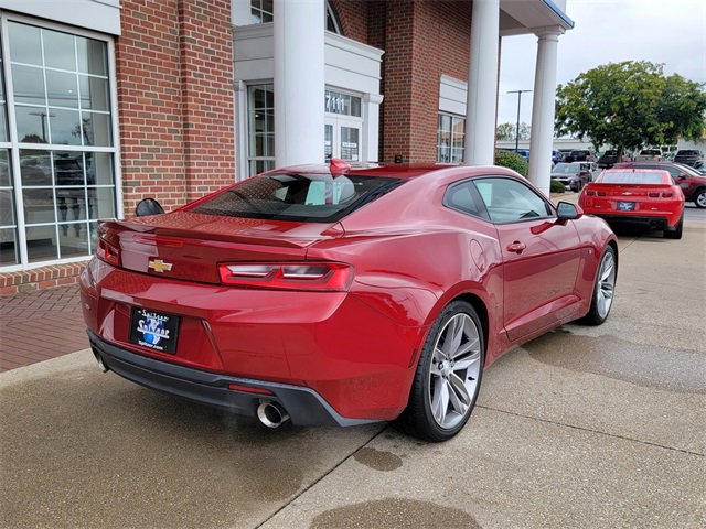 2018 Chevrolet Camaro 2LT 3LT photo 4