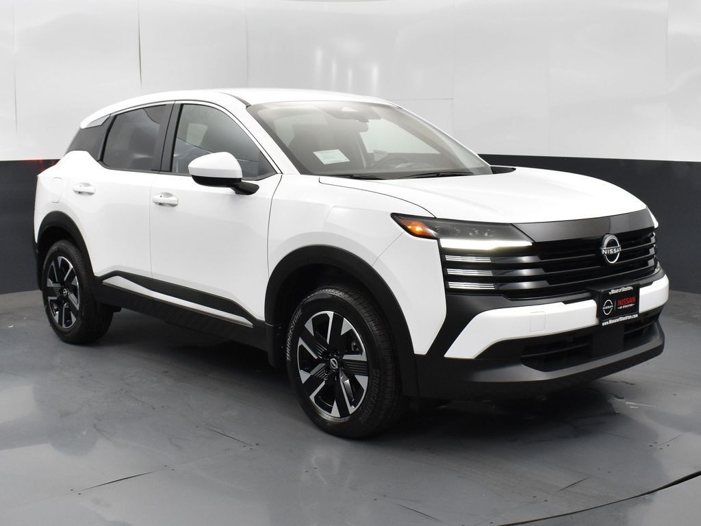 2025 Nissan Kicks SV AWD's photo