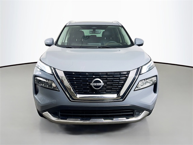 2023 Nissan Rogue Platinum photo 2