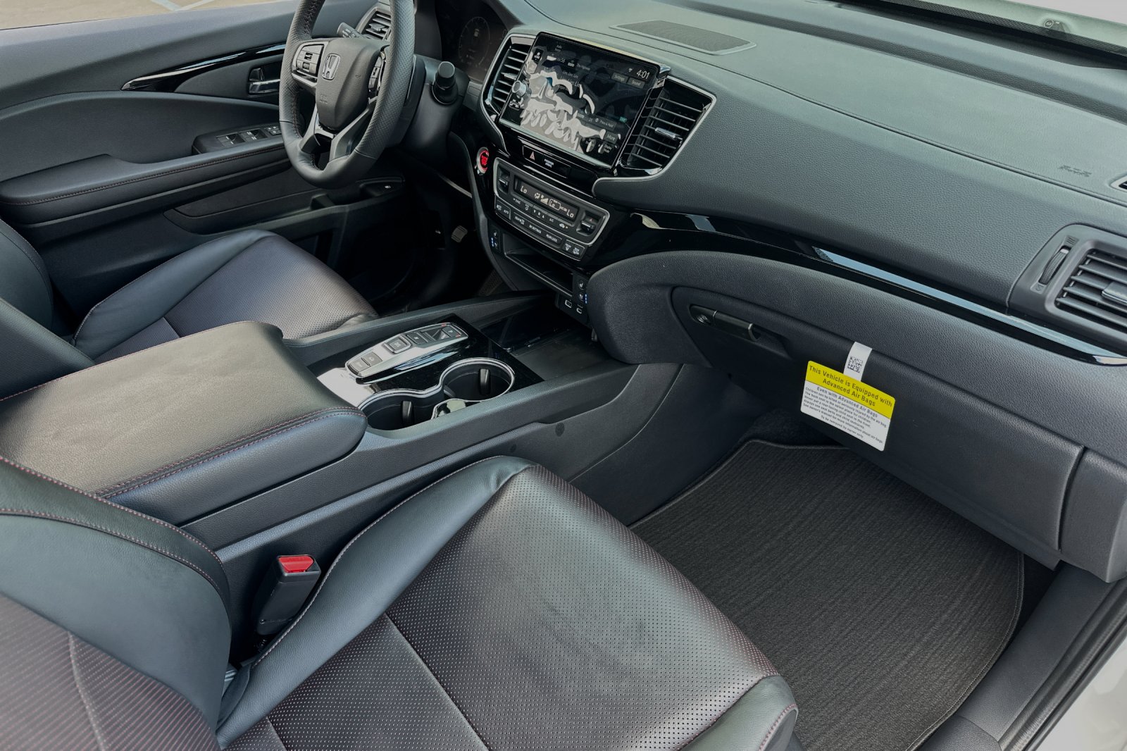 2025 Honda Ridgeline Black Edition photo 14