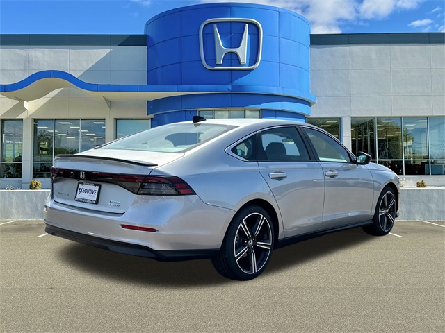 2025 Honda Accord Hybrid Sport photo 2