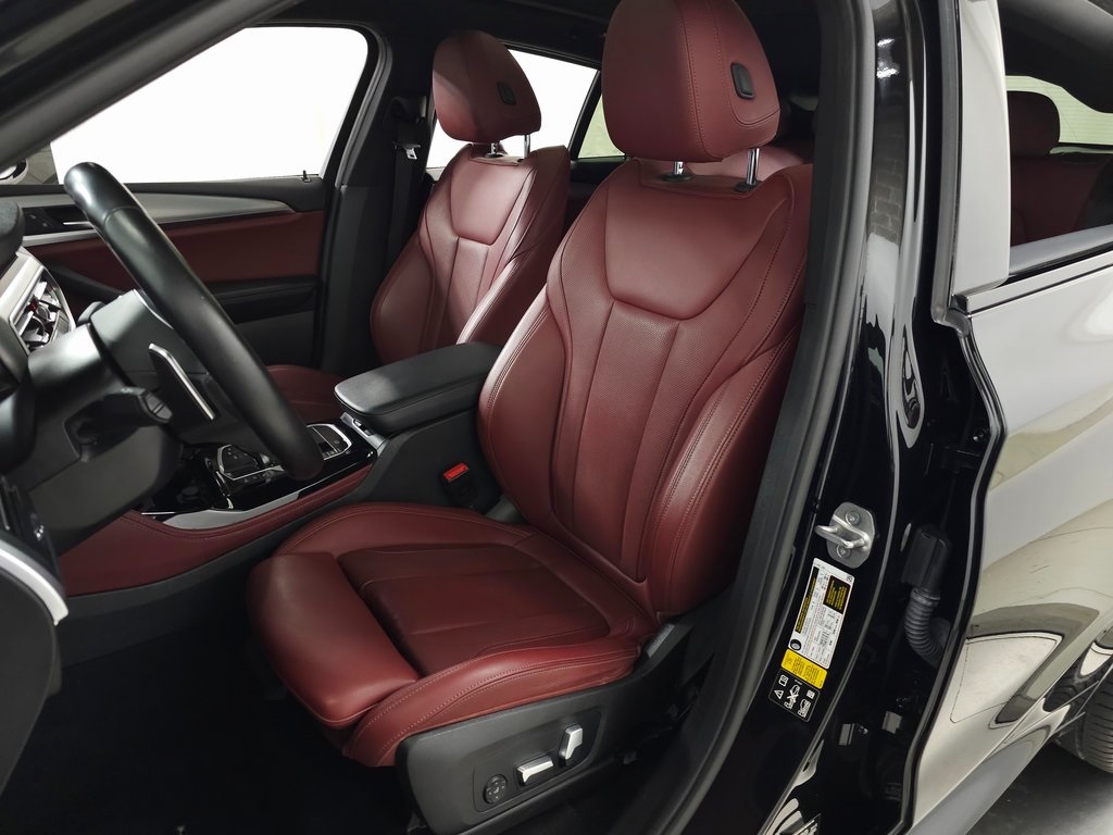 2023 BMW X4 - Image 17