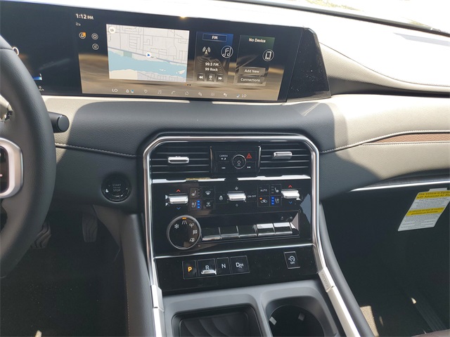 2025 Nissan Armada Platinum photo 8