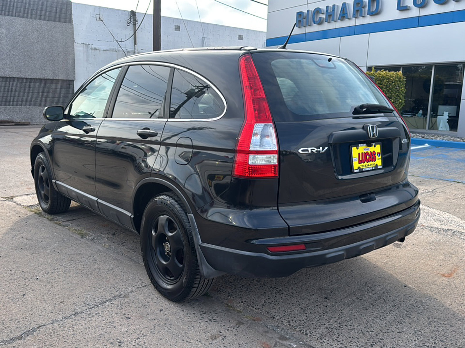 2010 Honda CR-V LX photo 2