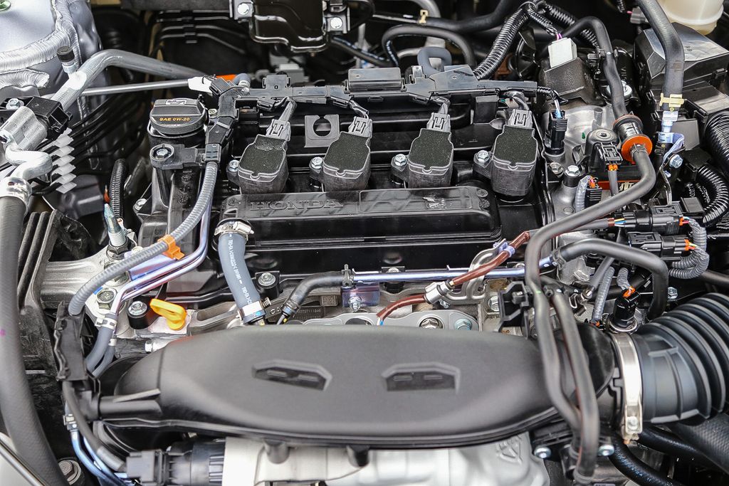2025 Honda Accord LX photo 13