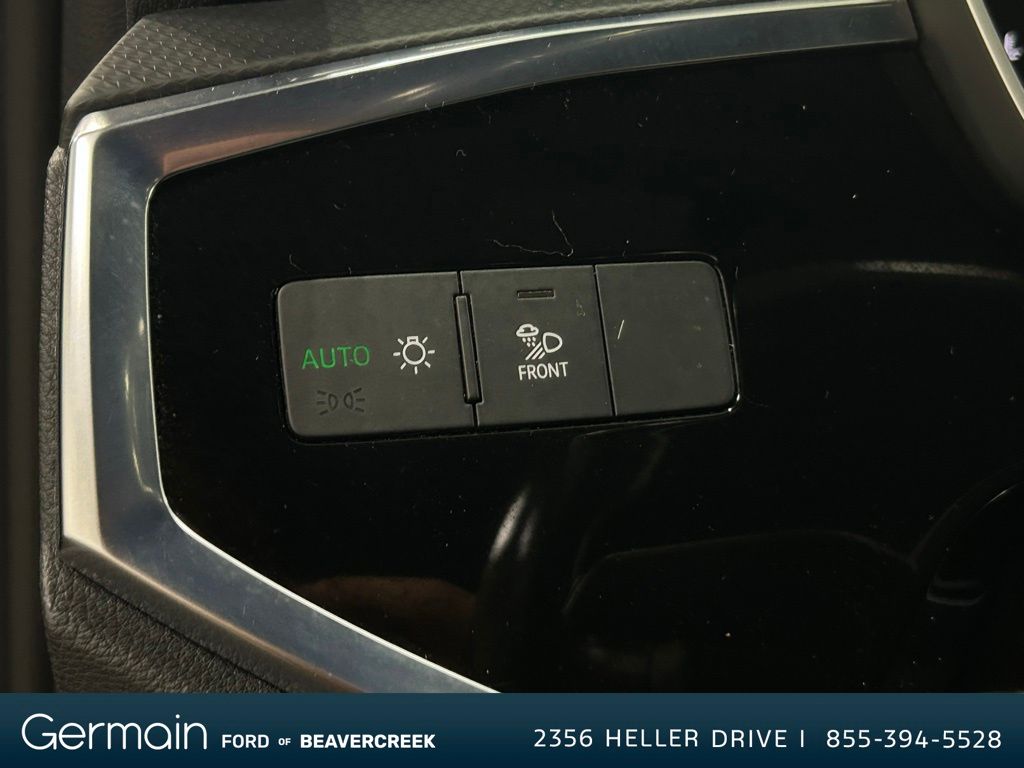 2021 Audi Q3 Premium Plus S line photo 23
