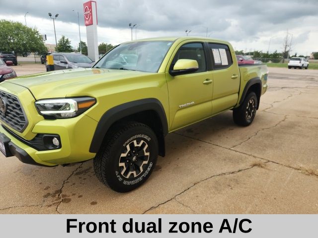 2023 Toyota Tacoma TRD Sport photo 3