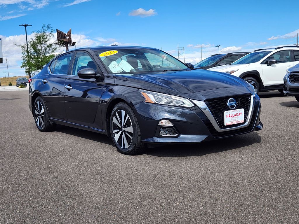 2022 Nissan Altima 2.5 SV photo 6