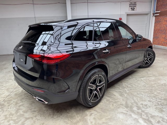 2026 Mercedes Benz GLC 350e 4MATIC photo 5