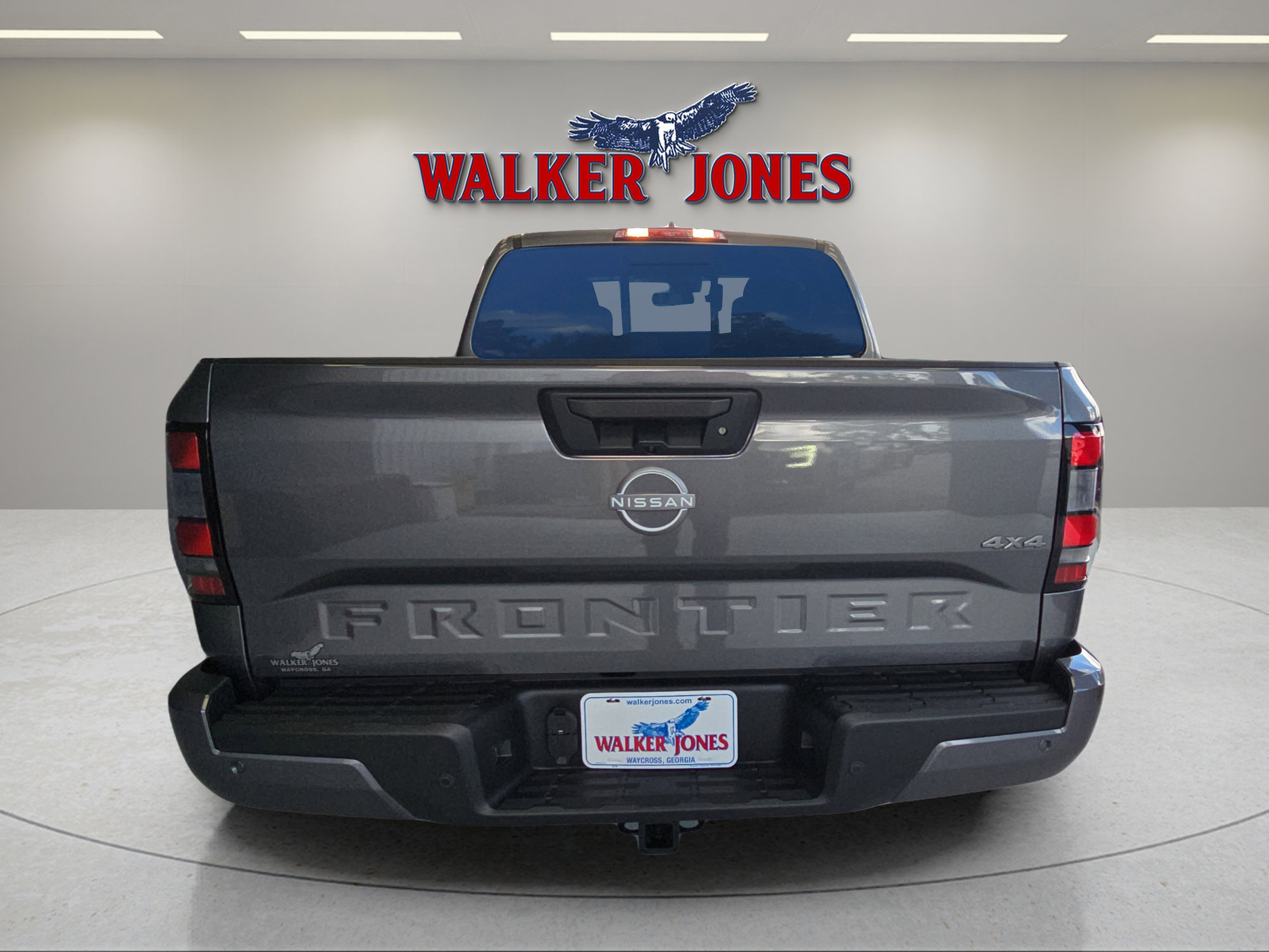 2025 Nissan Frontier SV photo 3