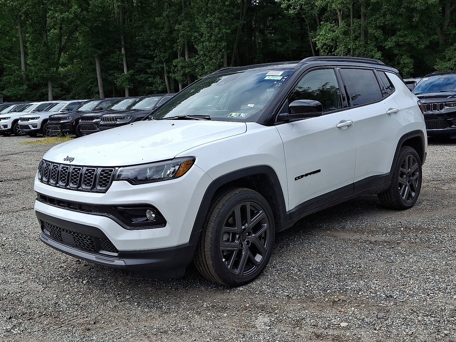 2025 Jeep Compass Limited photo 2