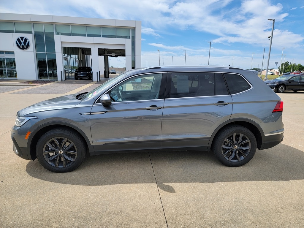2024 Volkswagen Tiguan SE Wolfsburg Edition photo 5