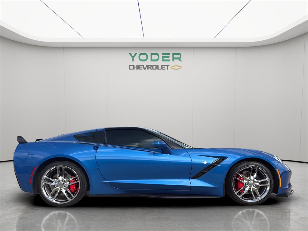 2016 Chevrolet Corvette Stingray 2LT photo 4