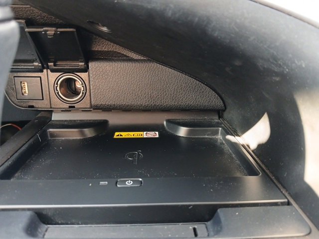 2024 Toyota Camry Hybrid SE photo 19