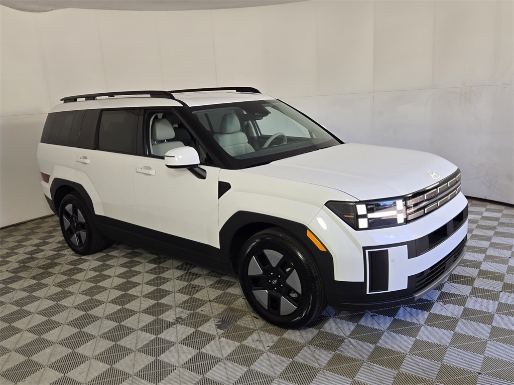 2025 Hyundai Santa Fe SEL photo 2