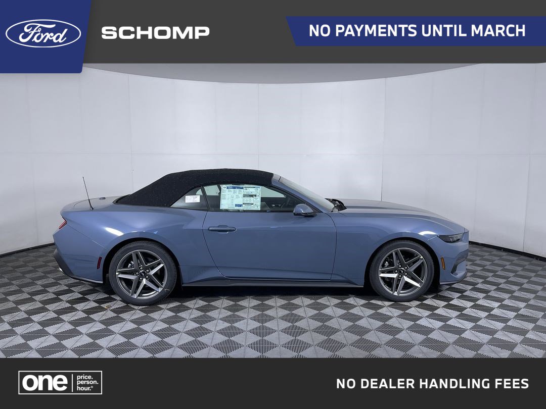 2026 Ford Mustang EcoBoost Premium's photo