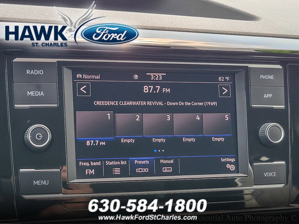 2022 VOLKSWAGEN TAOS - Image 11