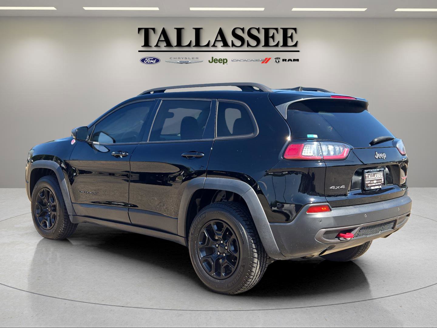 2019 Jeep Cherokee Trailhawk photo 11