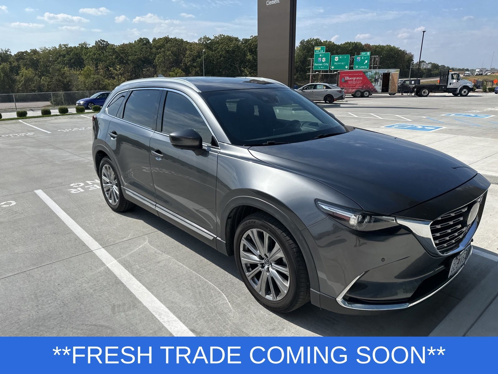 2021 Mazda CX-9 Signature photo 2