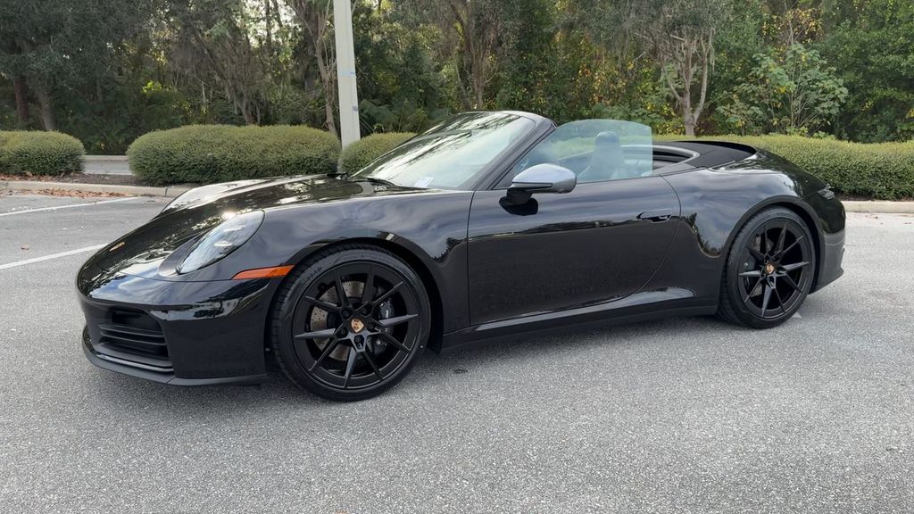 2026 Porsche 911 T photo 4