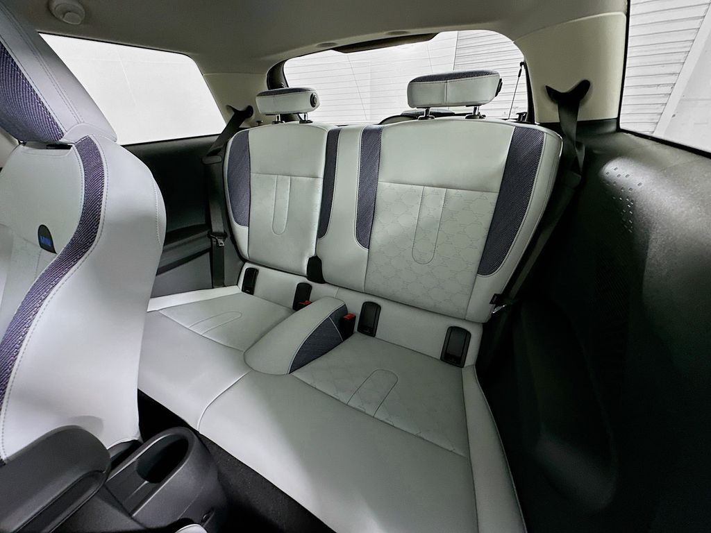 2025 Mini Cooper S Hardtop 2 Door photo 16