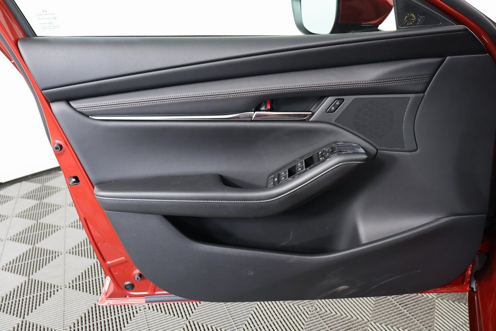 2025 Mazda Mazda3 Hatchback 2.5 s Preferred photo 7