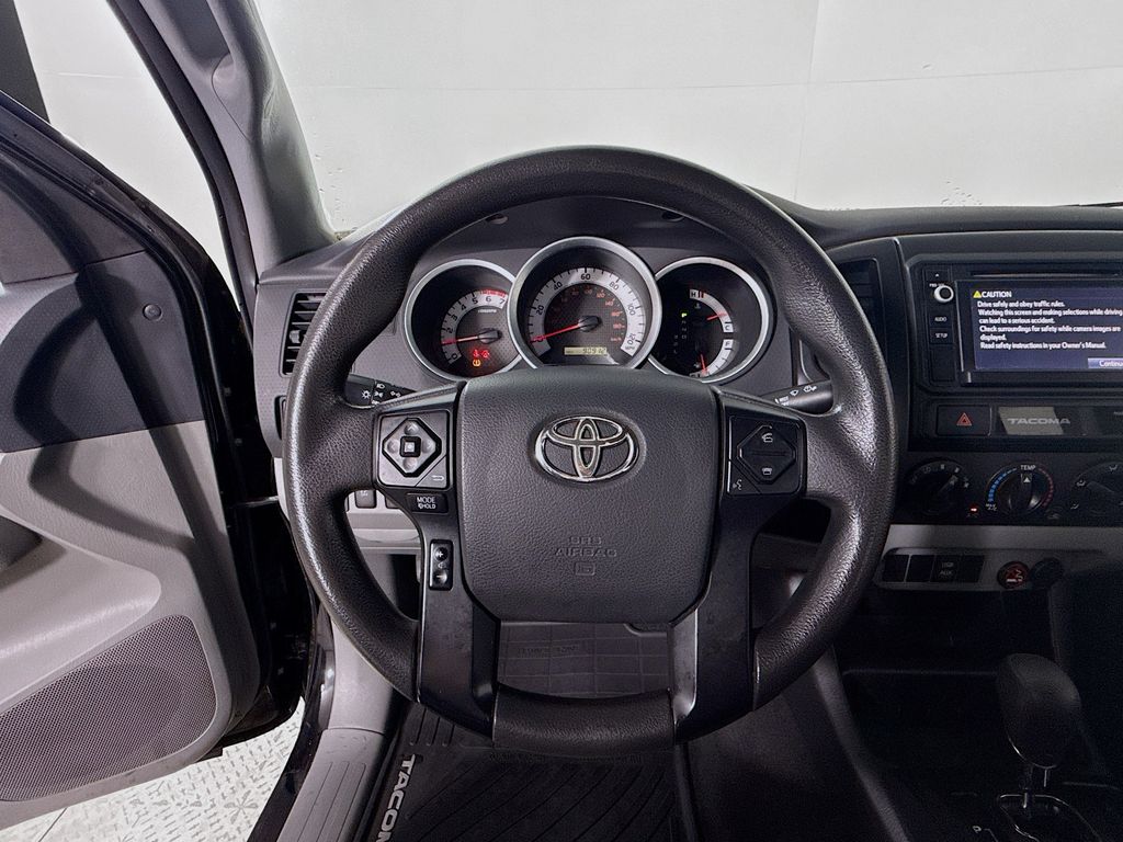 2015 Toyota Tacoma Base photo 11