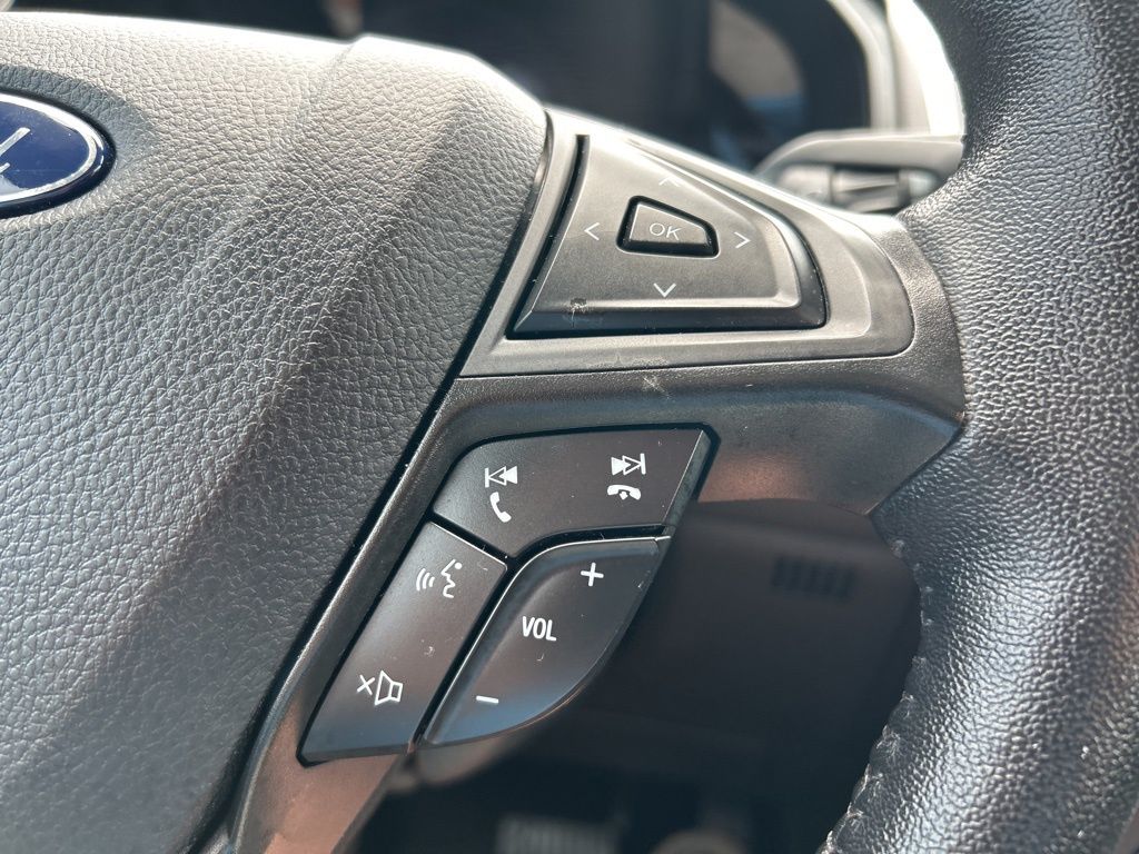 2022 Ford Edge Titanium photo 21