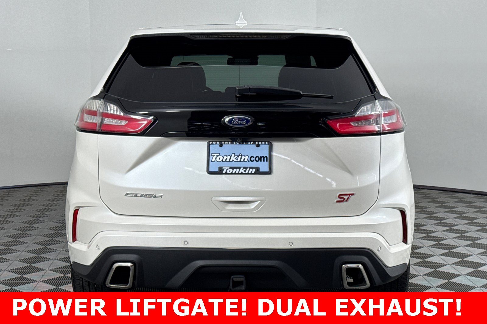 2019 Ford Edge ST photo 5