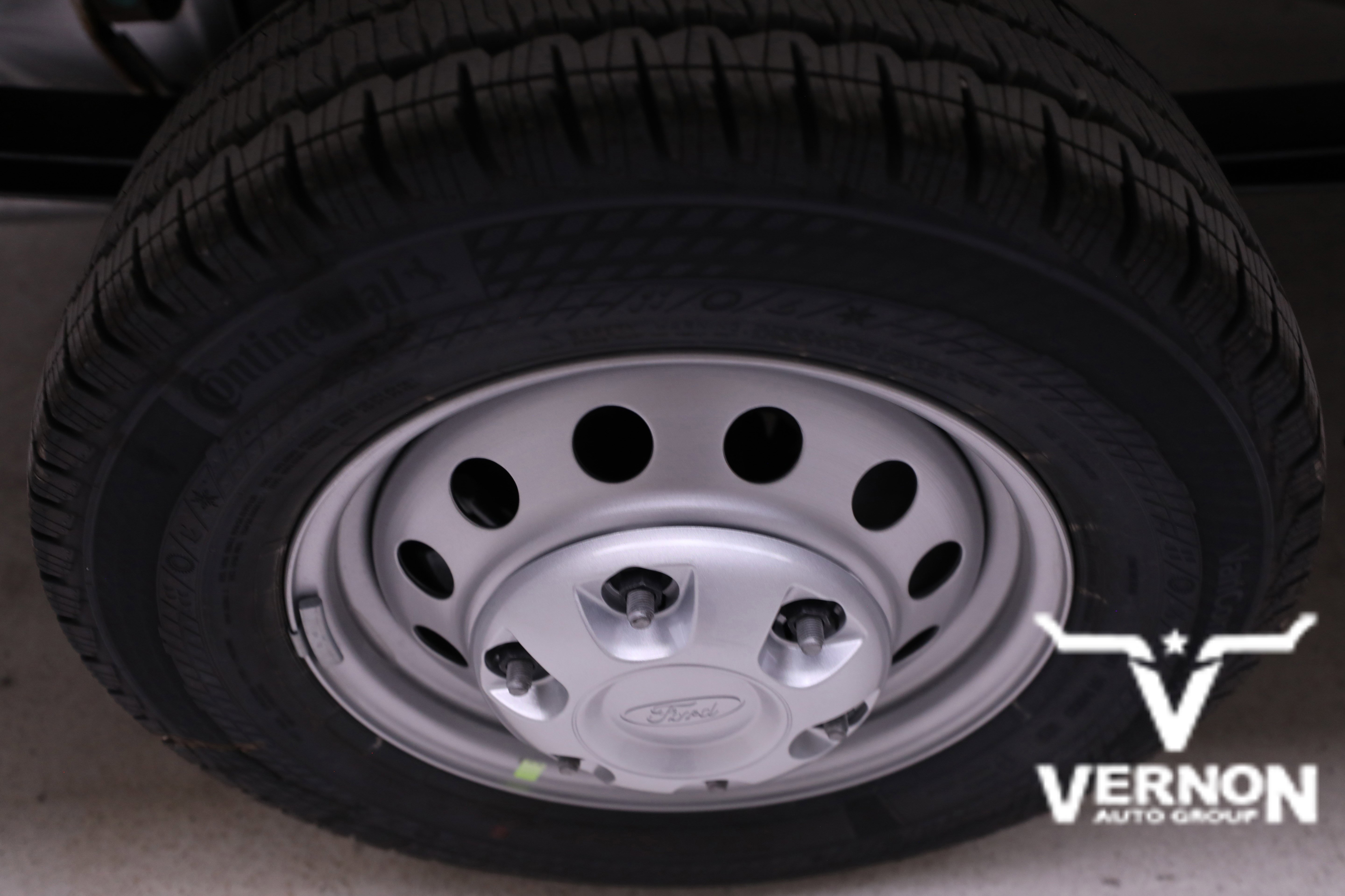 2025 Ford Transit Passenger Van XL photo 3