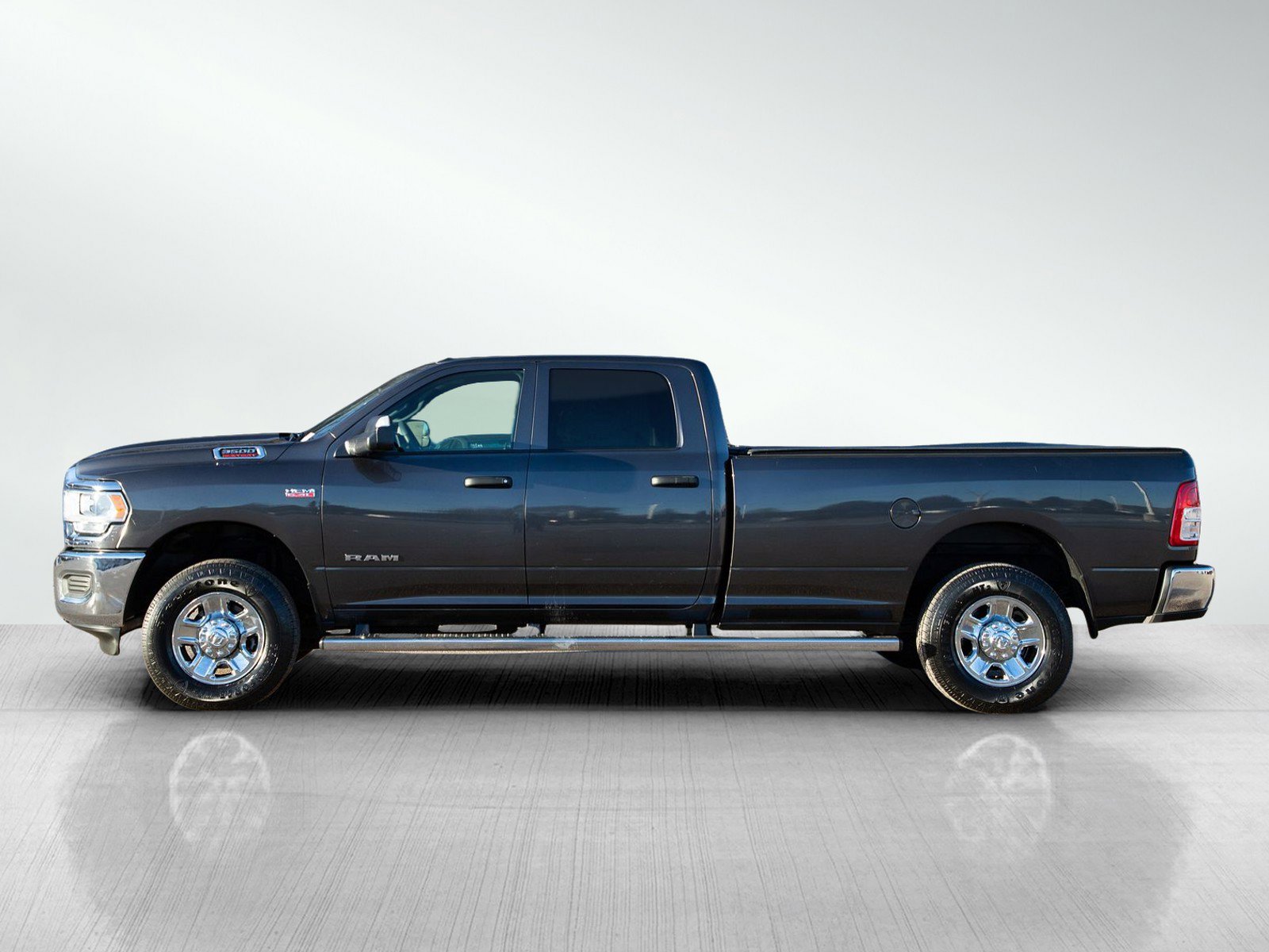 Used 2021 RAM Ram 3500 Pickup Tradesman with VIN 3C63R3GJ1MG689736 for sale in Minneapolis, Minnesota