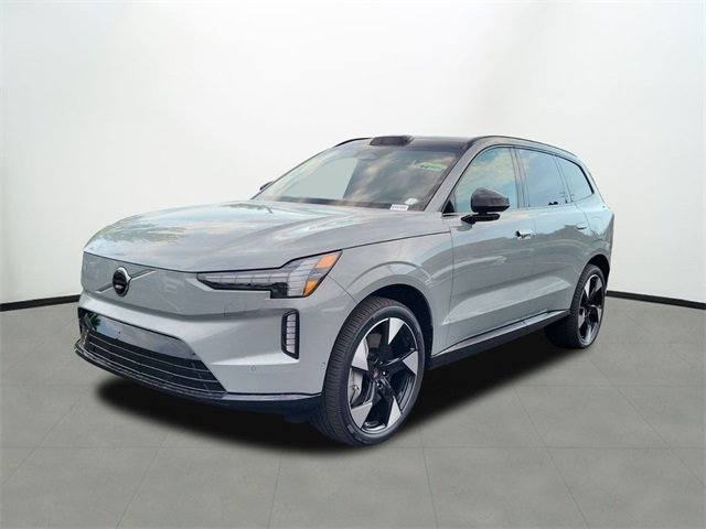 2025 Volvo EX90 Plus