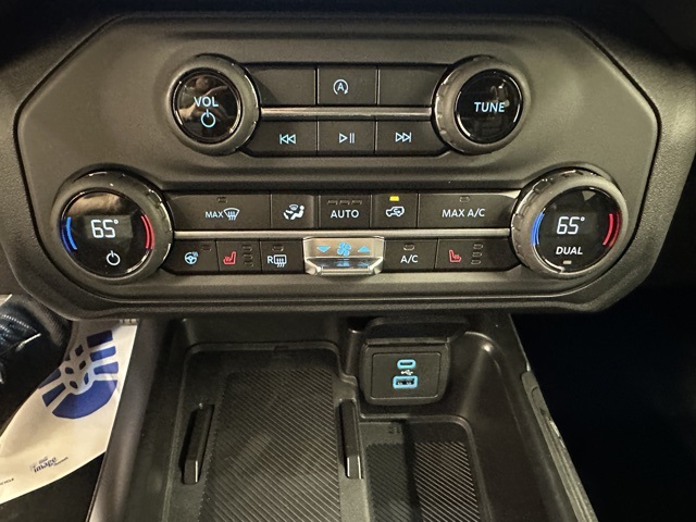 2025 Ford Bronco Outer Banks photo 19