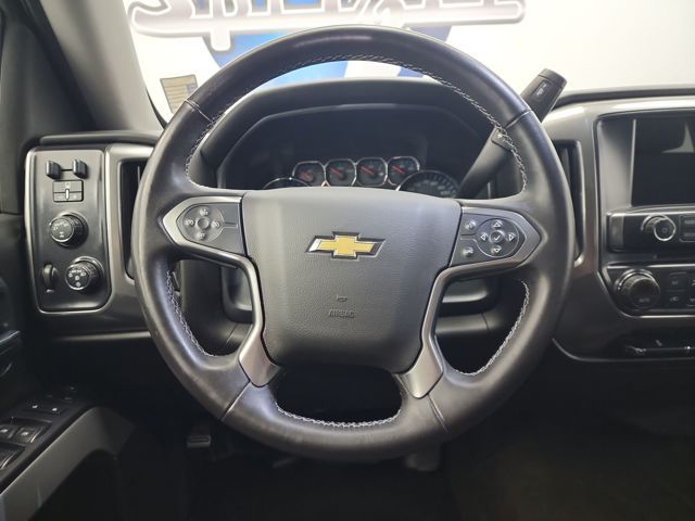 2017 Chevrolet Silverado 1500 LT photo 16